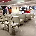 New Kumar Hotel & Banquet Lucknow