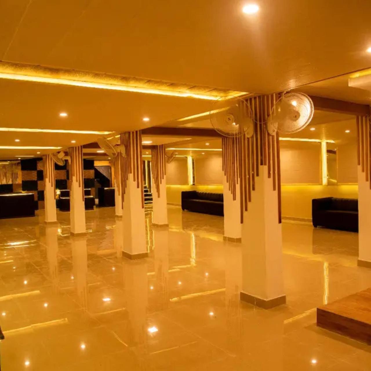 New Kumar & Banquet