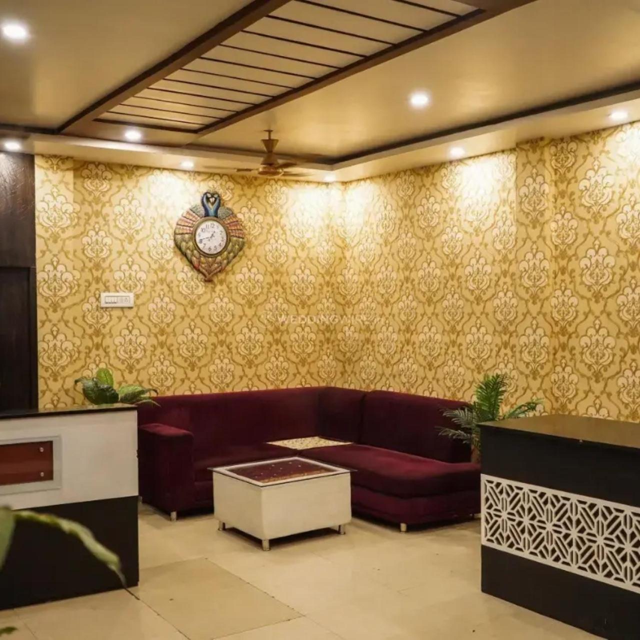 New Kumar & Banquet Hotel Lucknow